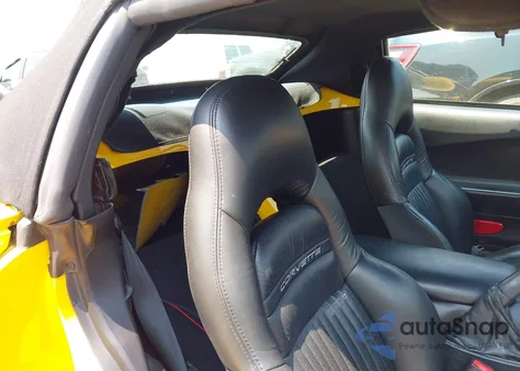 2000 Chevrolet Corvette z USA, uszkodzony, nr VIN 1G1YY32G8Y5106565